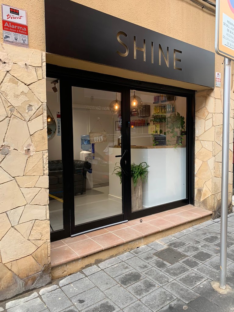 Shine Bellesa