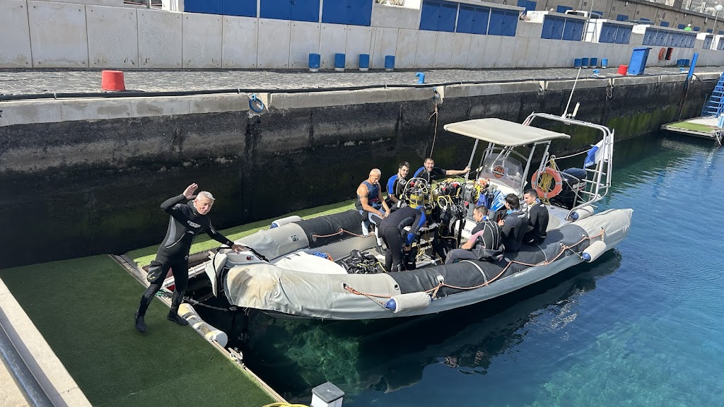 Deep Ocean Diver - PADI Dive Center