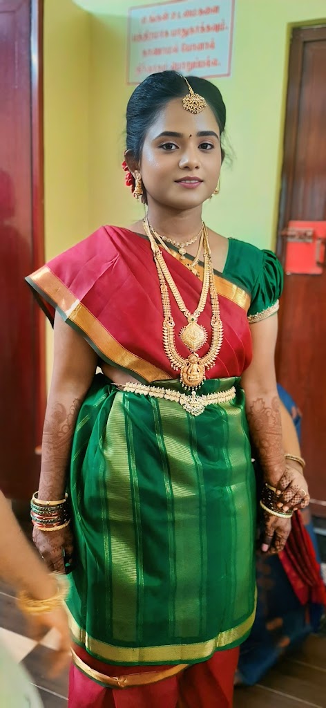 Rudra Beauty Studio Academy Laser Treatment Hollywood Facial Slimming Treatment