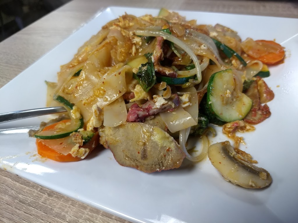Duke's Pad Thai