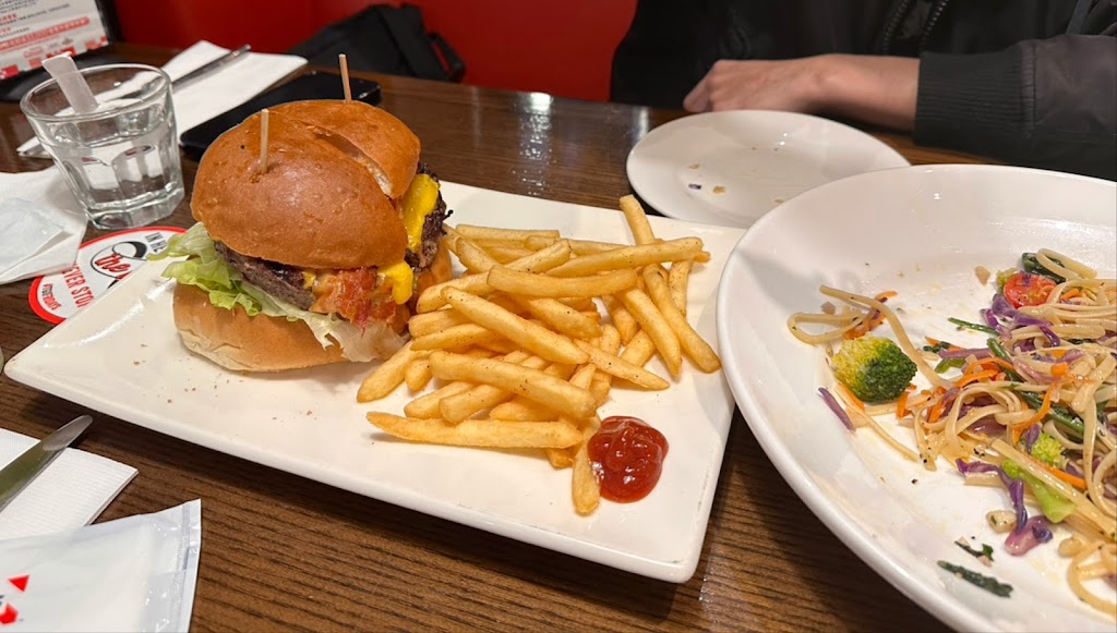 TGI FRIDAYS 星期五美式餐廳 環球餐廳 的照片