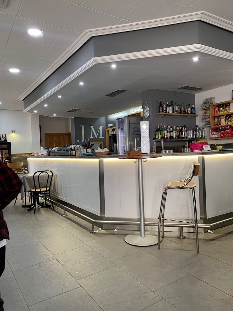 Bar JM