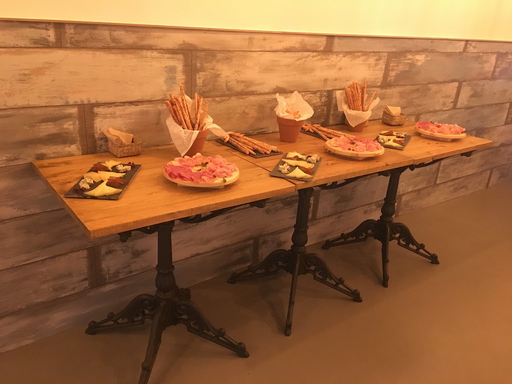 Malkoa charcuteria degustacion — Comida y bebida
