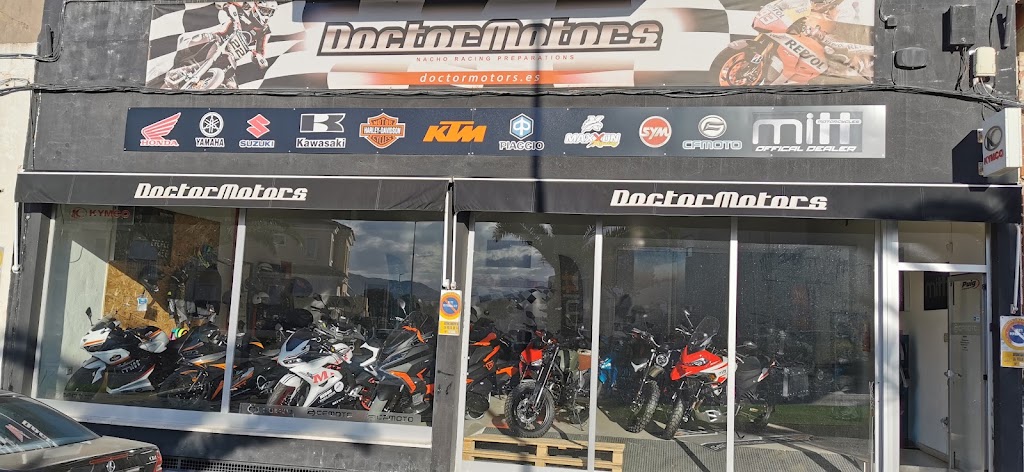 DoctorMotors — Exterior