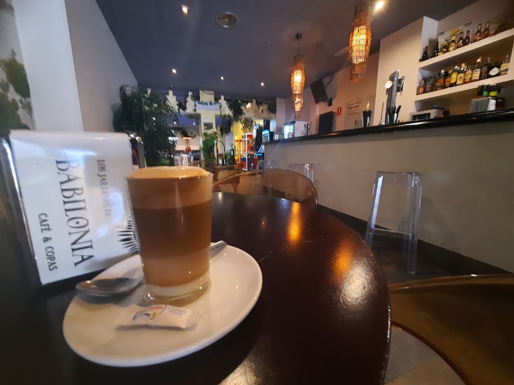 Los jardines de Babilonia — Comida y bebida