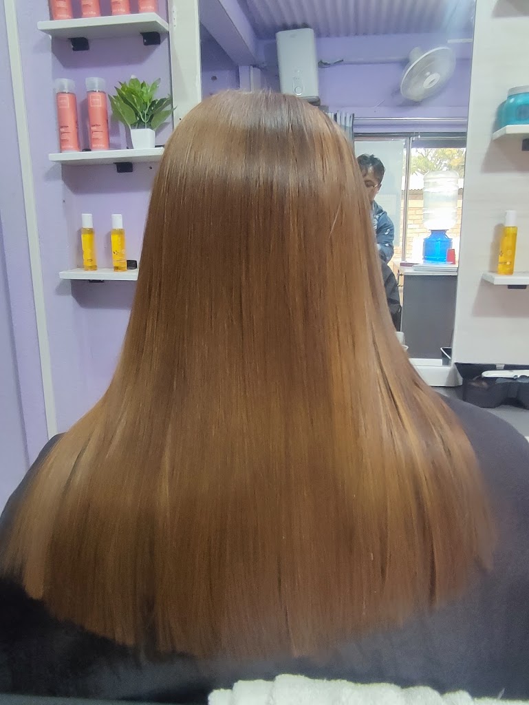 Amos Unisex Salon Spa