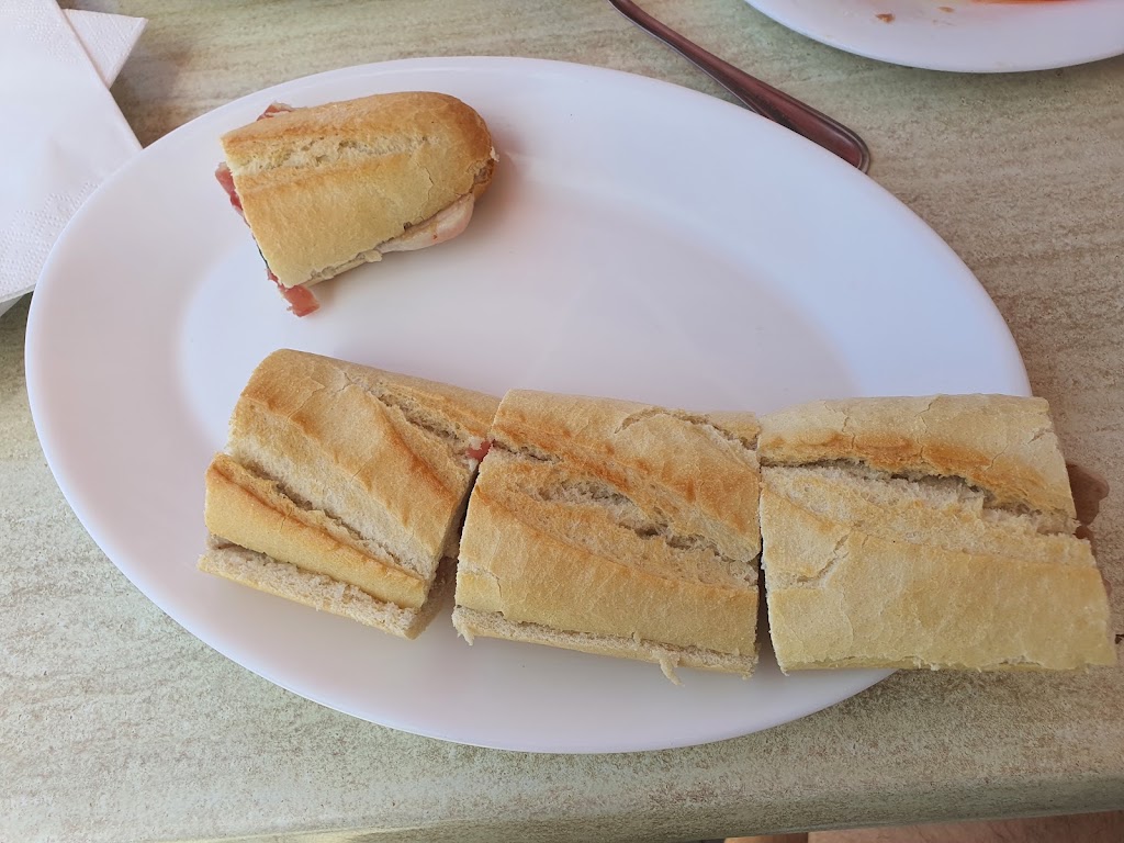 Restaurante Martinica — Comida y bebida