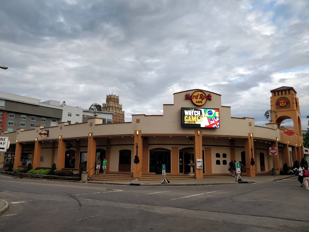 Hard Rock Cafe in Niagara Falls
