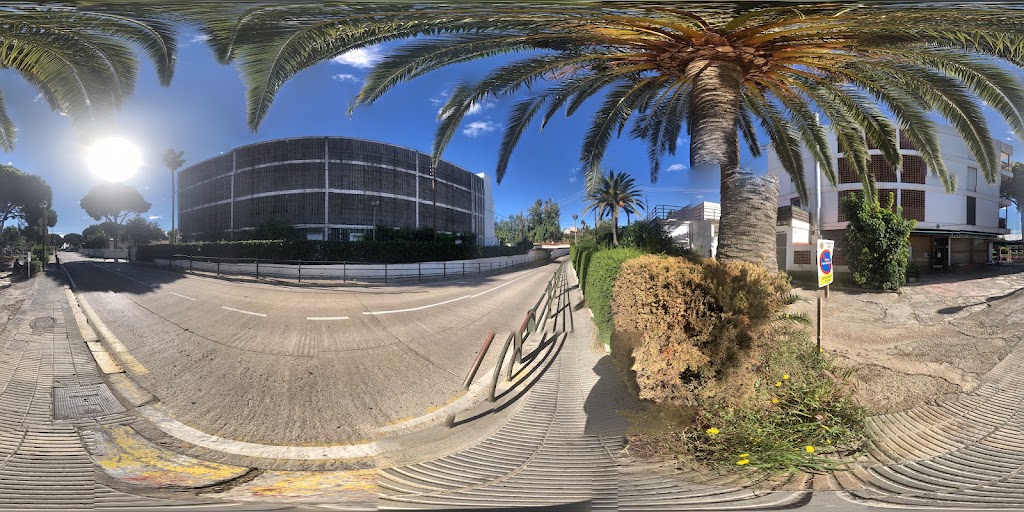 Snack Bar Vilafortuny — Street View y 360deg