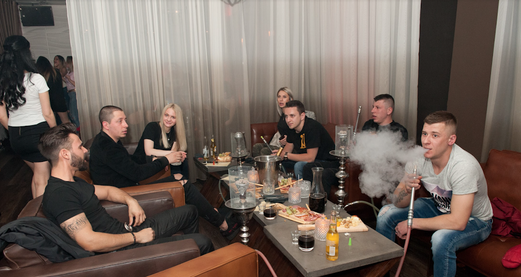 Tea Va See Bar & Lounge