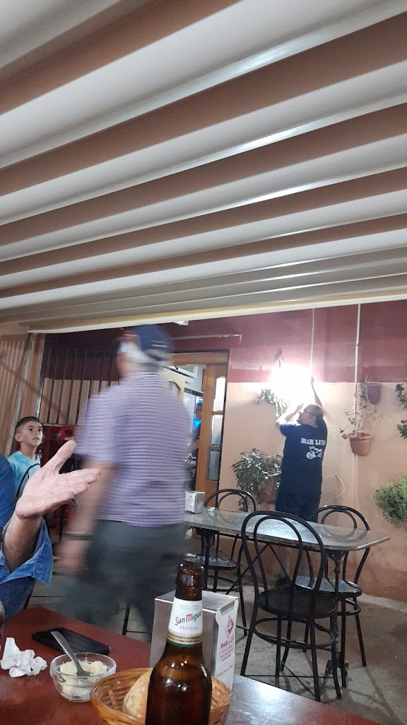 Bar Luis — Ambiente