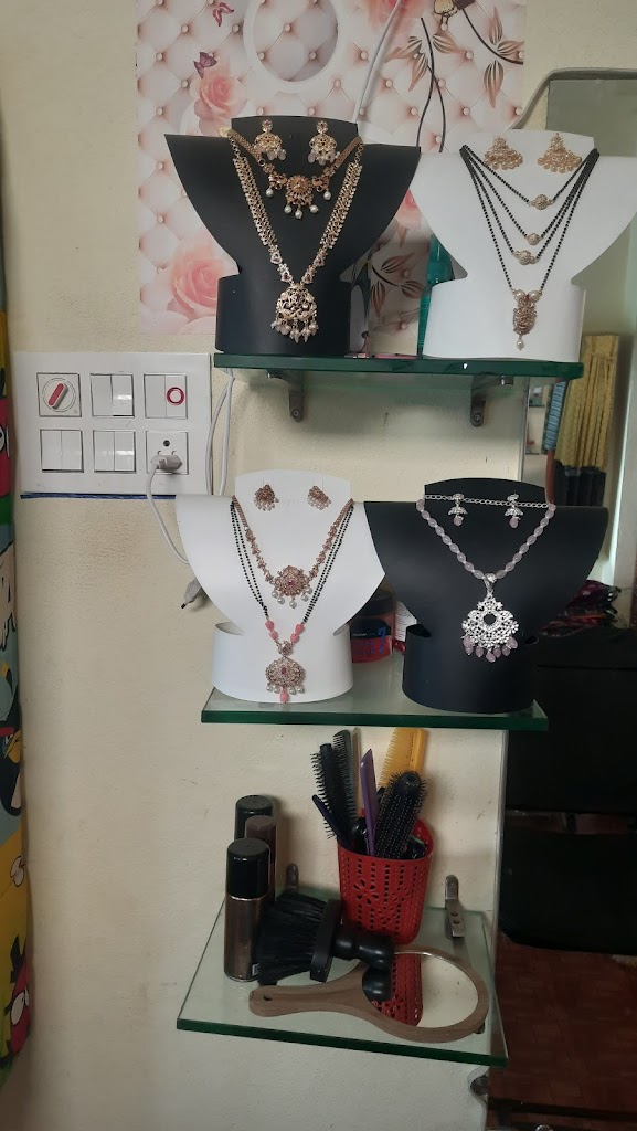 Krithika Herbal Beauty Parlour Kangan Hall