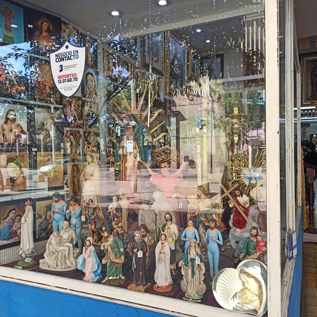 Casa Anguiano Articulos Religiosos