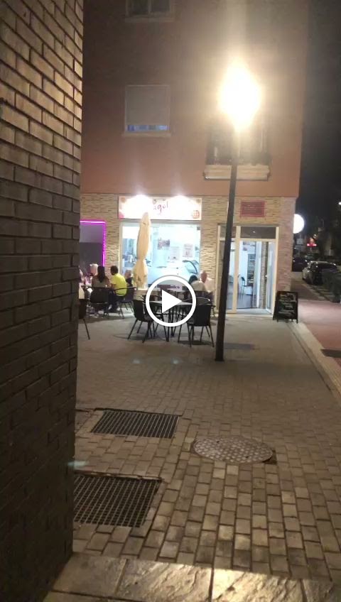 Pizzeria Mediterranea Parla — Videos