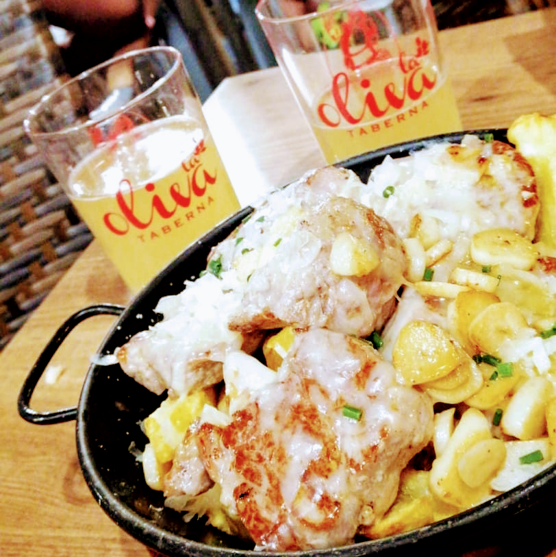 La Oliva Taberna — Comida y bebida