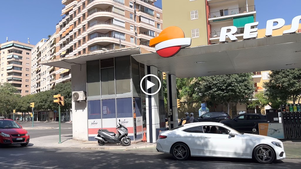 Benzinera Repsol — Videos