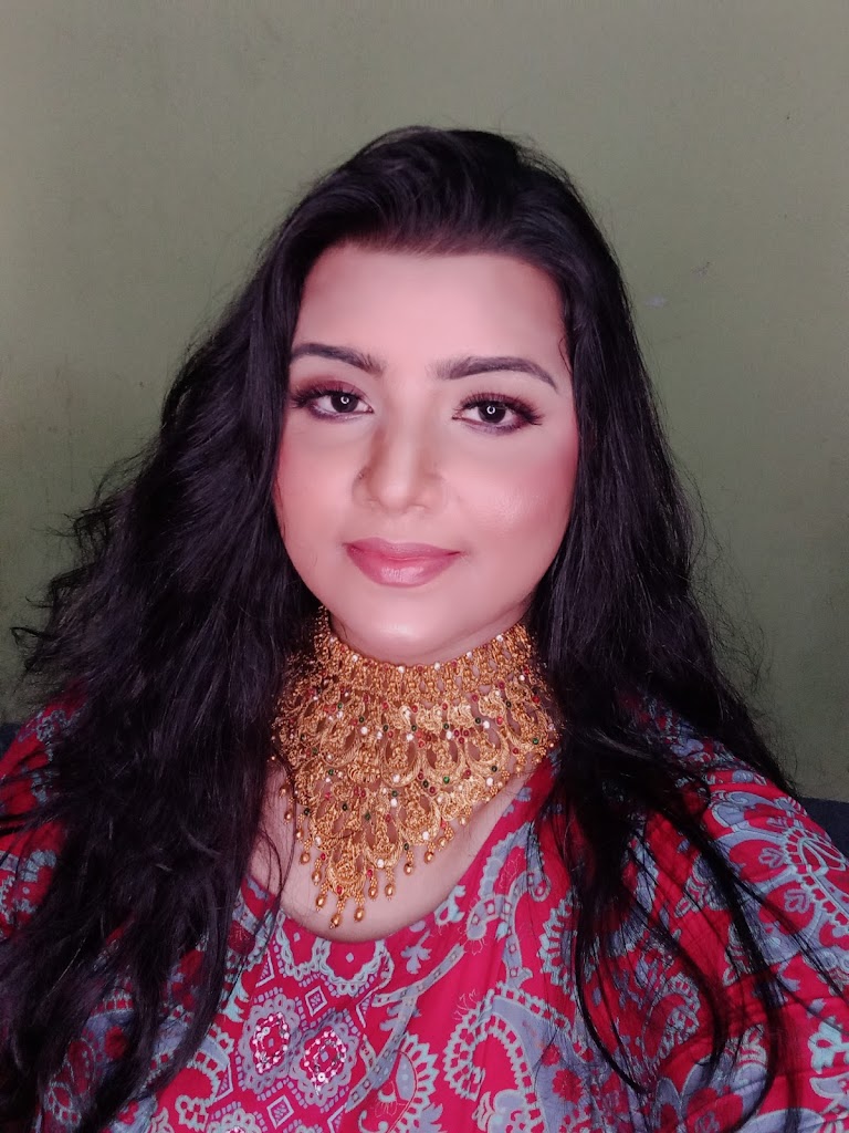 Makeup And Nail Extensions