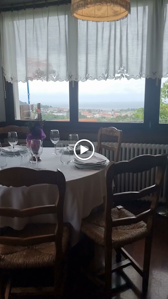 Restaurante Almiketxu — Ambiente