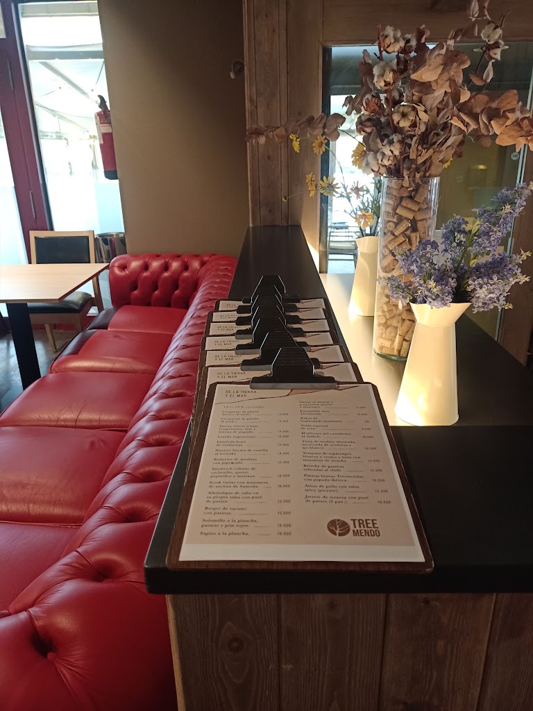 TREEMENDO BAR — Carta