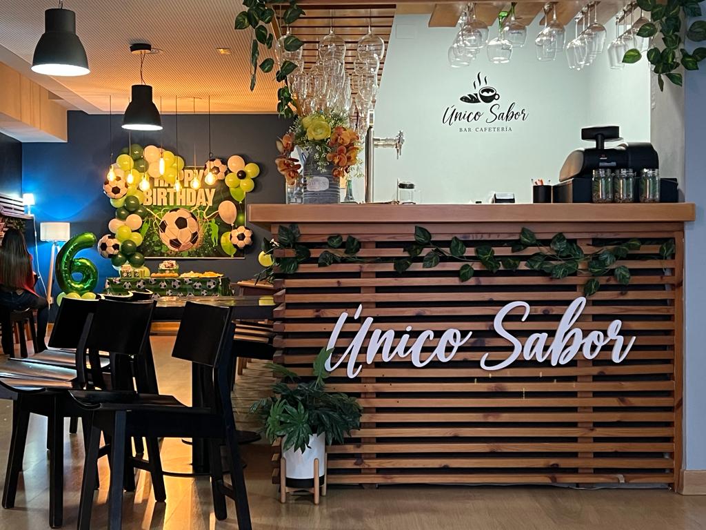 Unico Sabor Bar Cafeteria — Ambiente