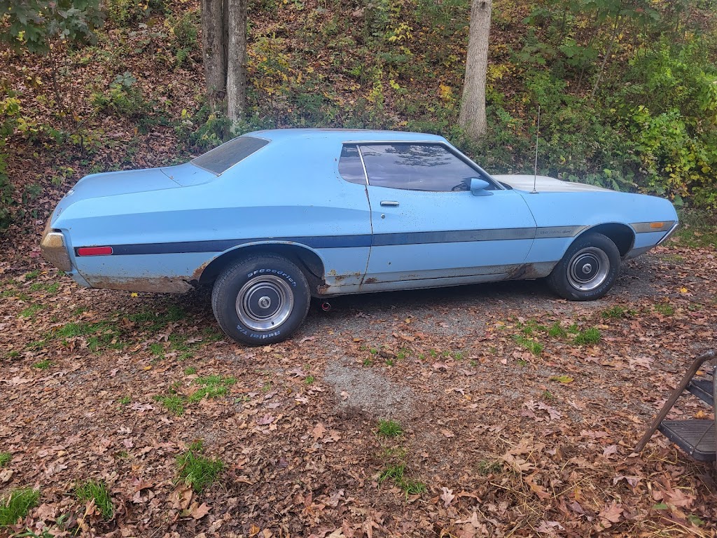 Ed's Garage in Poestenkill