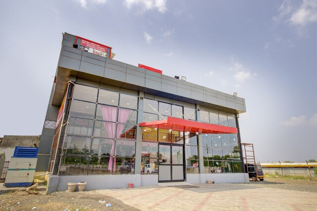Oyo Flagship 76459 New Bharat Palace
