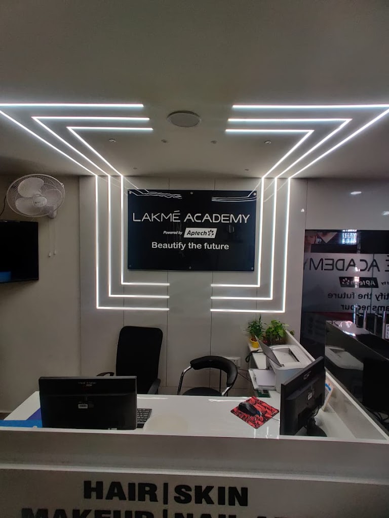 Lakme Academy Powered By Aptech Jamshedpur