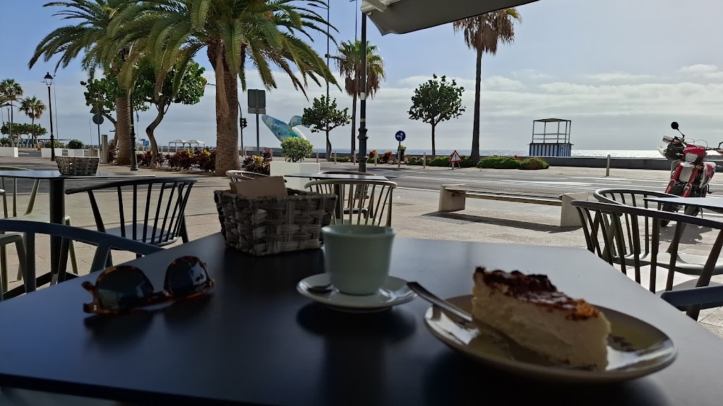 Cafeteria Fresa y chocolate