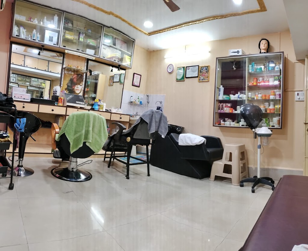 Riya Beauty Salon And Spa