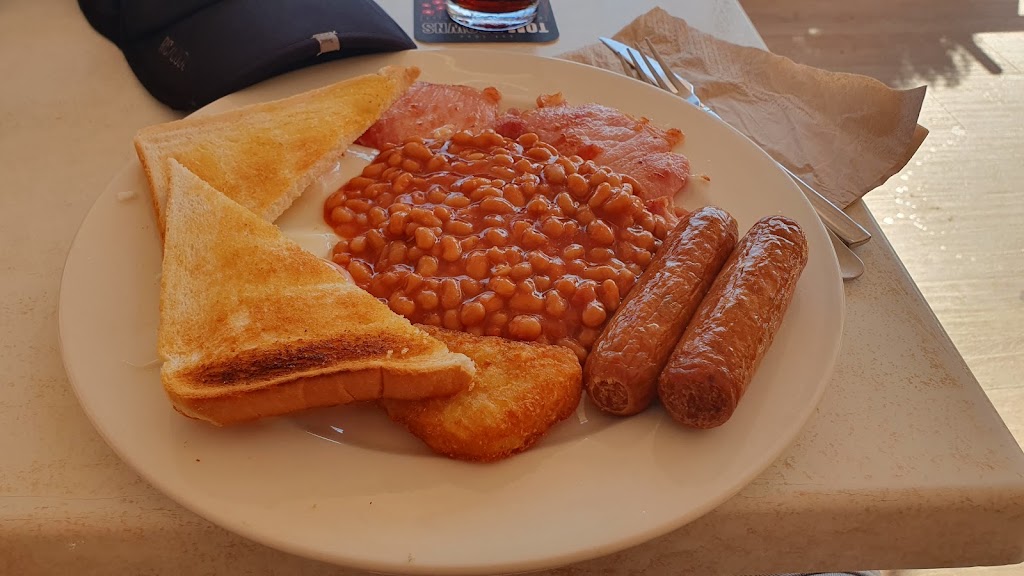 Tom Brown's — Comida y bebida