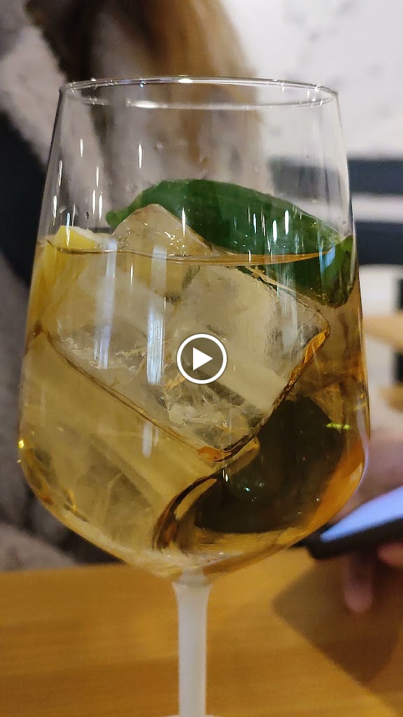 El Mercadito Bar-Restaurante — Videos