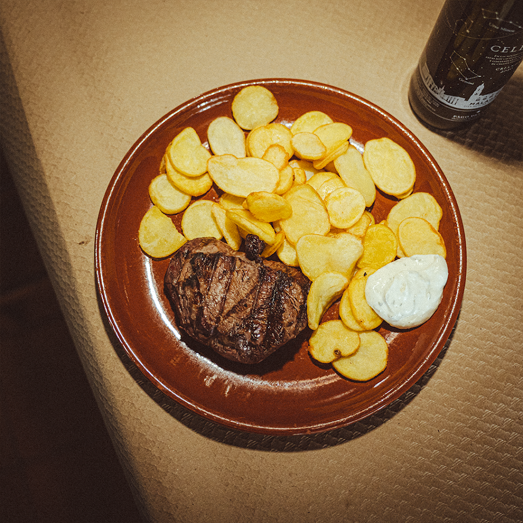 Restaurante Los Curros Rincon de la Victoria — Comida y bebida