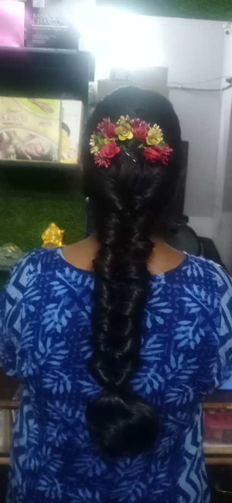 Ashwika Beauty Parlour
