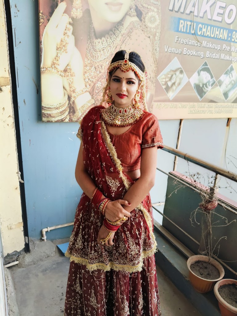 Swati Makeovers By Ritu Chauhan