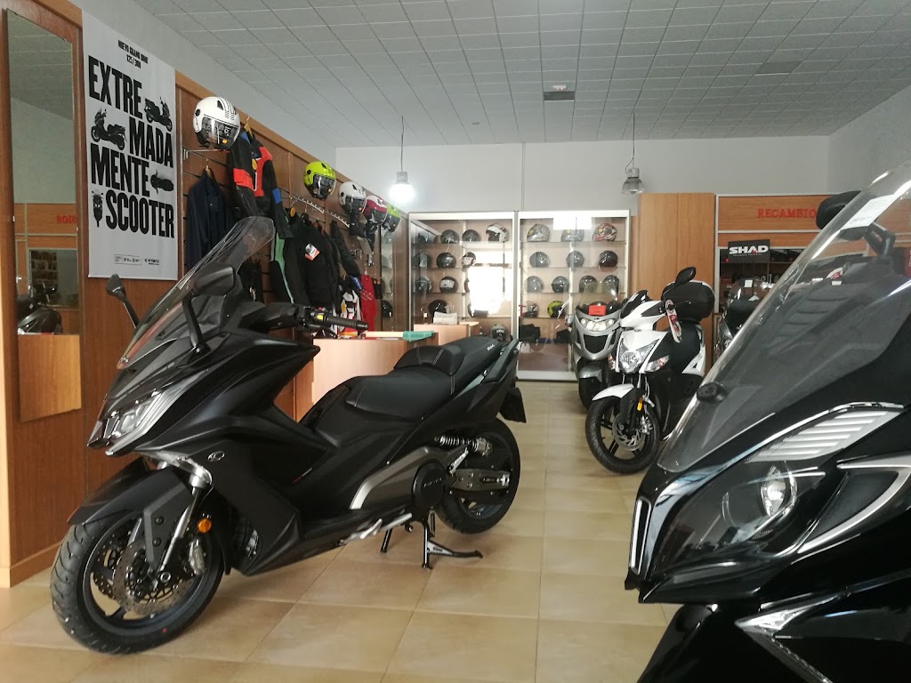 Moto Motor Molina — Interior