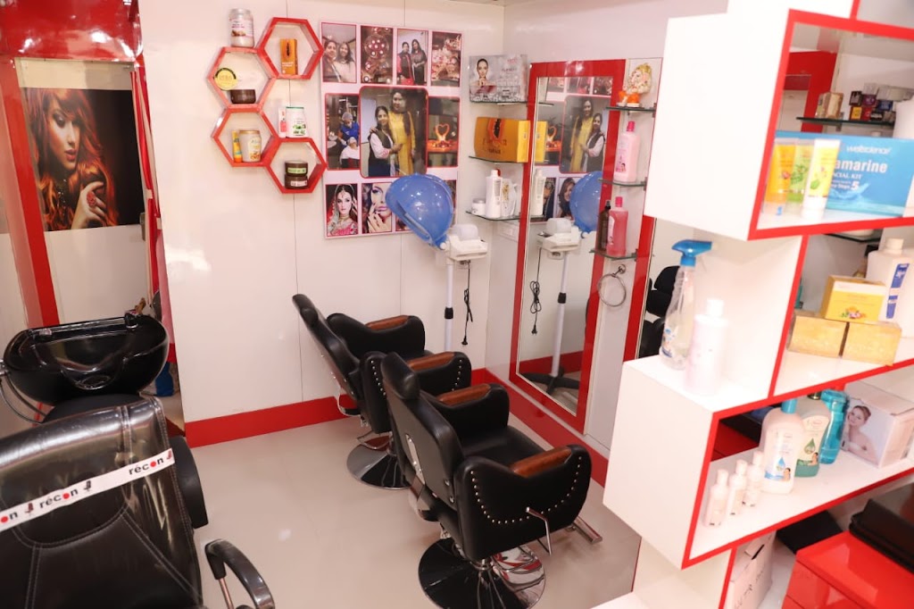 Chandrimaz Ladies Beauty Parlour