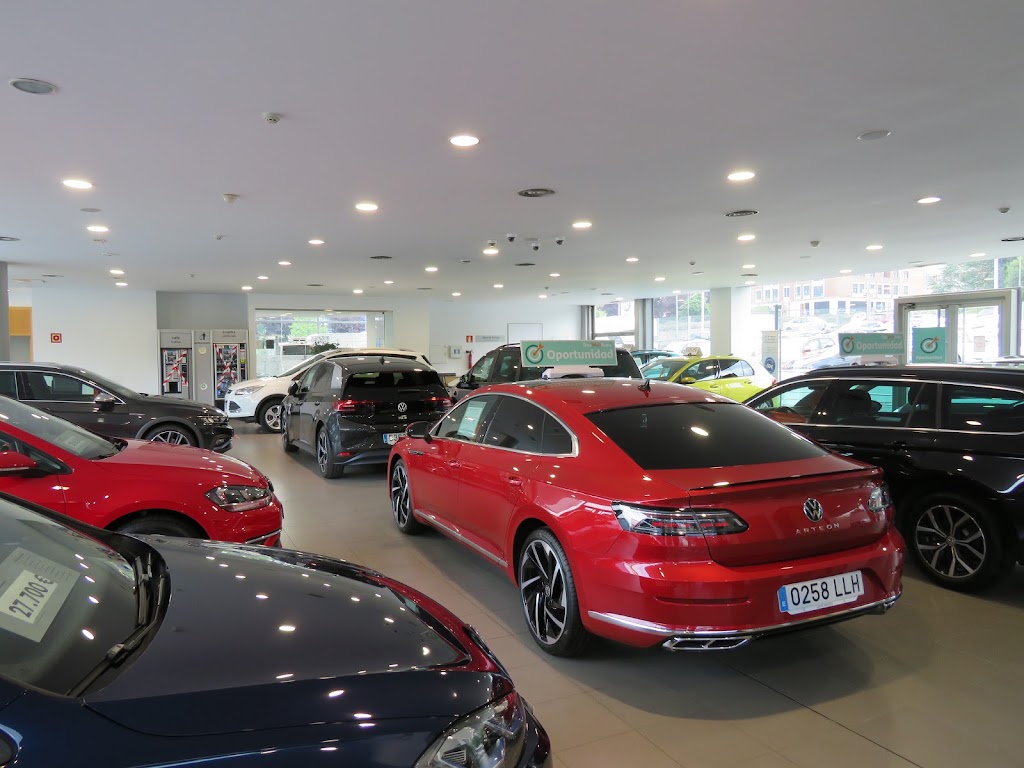 Concesionario Oficial Das WeltAuto Leioa Wagen — Interior