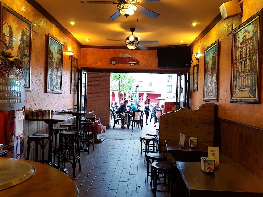 Cafeteria La Habanera — Ambiente