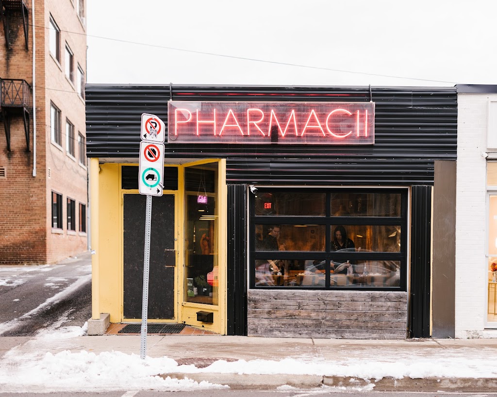 Pharmacii in St-Catharines