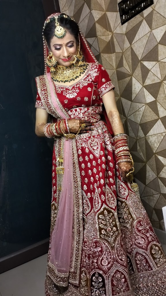 Poonam Saini Makeovers