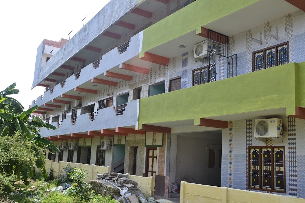 Sri Moorni Guest House