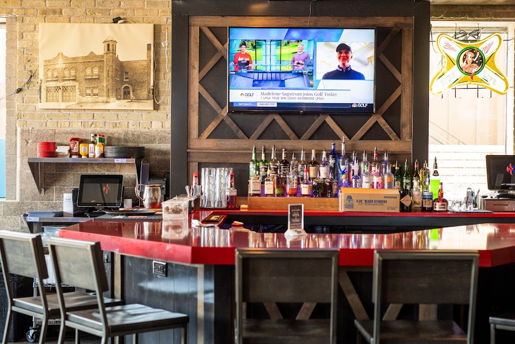  The Hot House Tavern