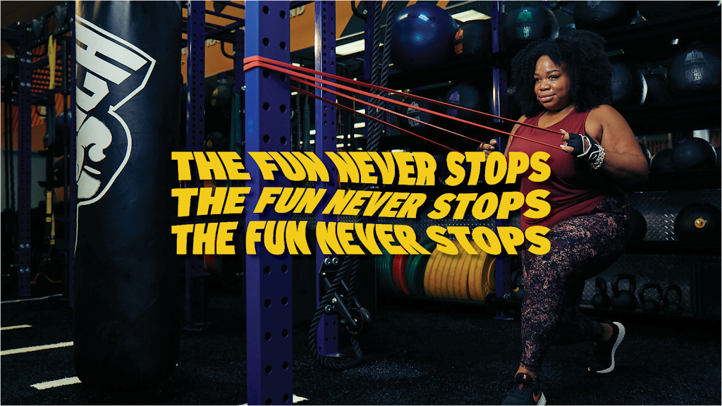  Crunch Fitness - Newport