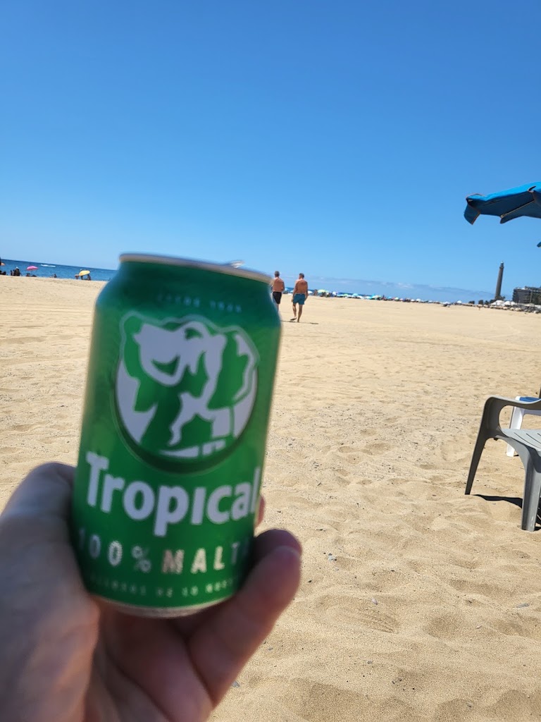 Beach 8 — Comida y bebida