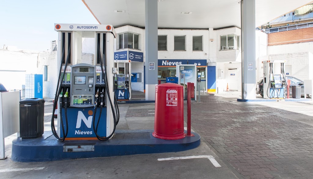 Gasolinera Nieves Terrassa — Del propietario