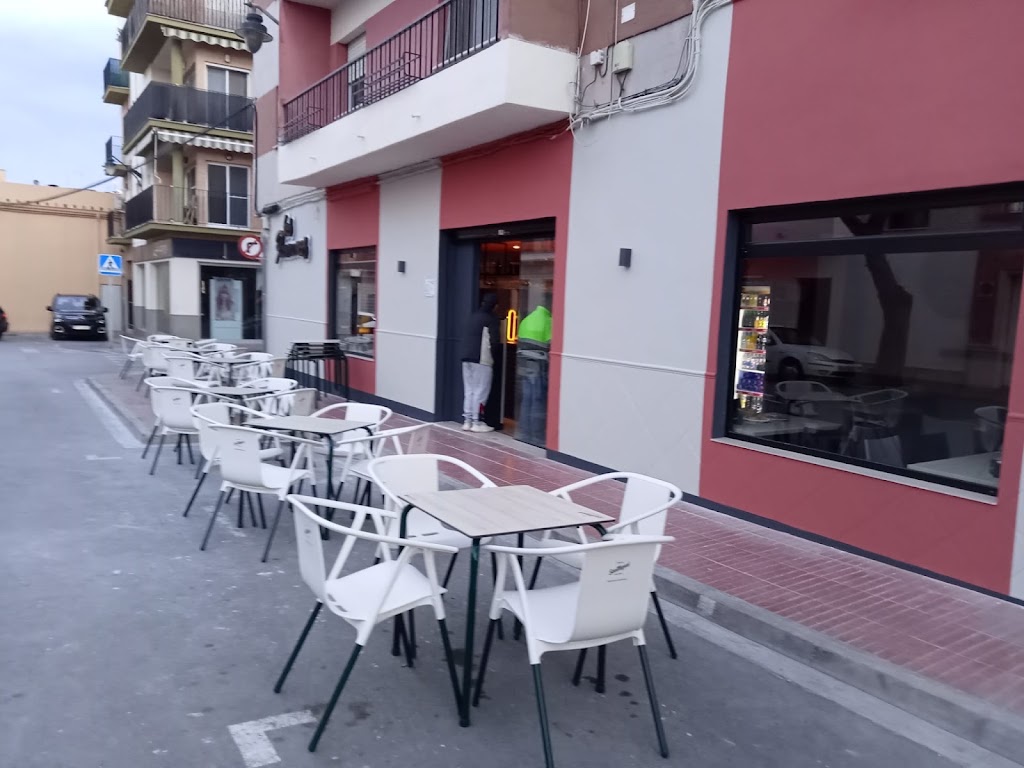 Bar Cerveceria Los Romanes Pucol — Ambiente