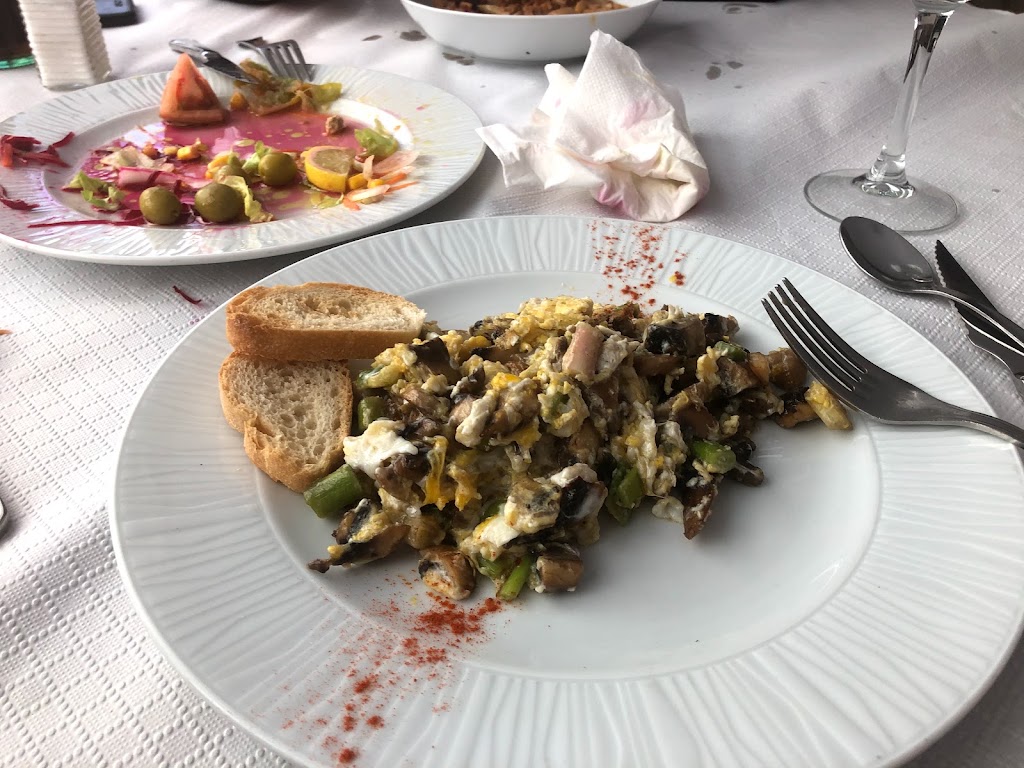 Almeria 2 — Comida y bebida