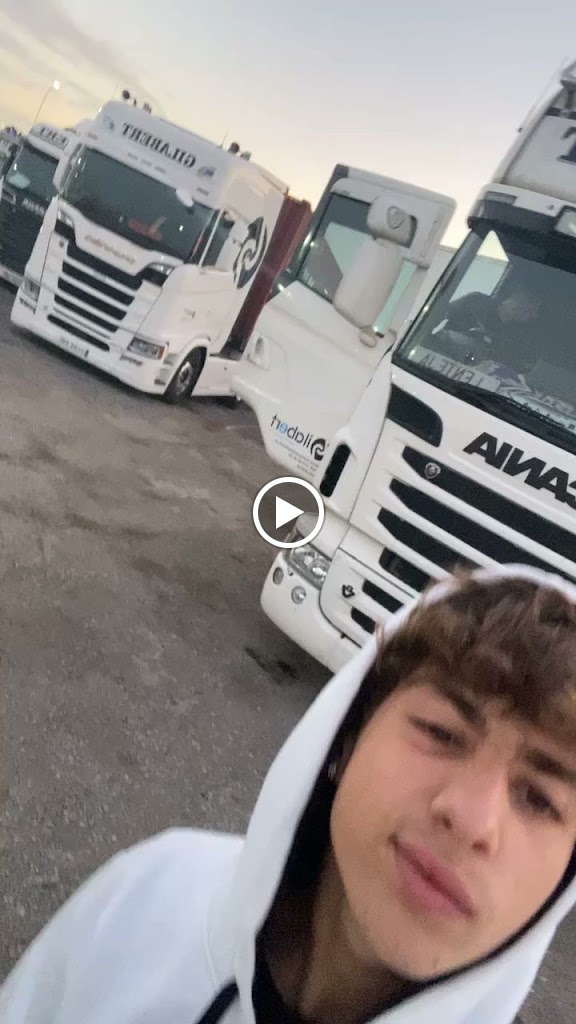 Gandiauto El Rubial Chapa Y Pintura S L — Videos