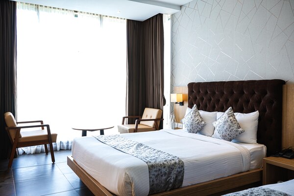 Sremethila Hotels