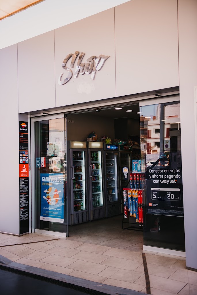H2GO Repsol Muelle Chico — Exterior